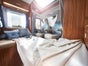 Carado T334 Wohnmobil mit Hubbbett und Heckquerbett - Galerie - Bild 4