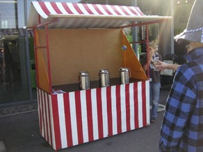 Nostalgiestand Milchkannen-Zielwerfen