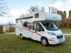 Camper Sunlight A68 for 2-6 people