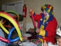 Zauber-Clown Orlando " BINGO "aus Offenbach, der langjährige, erfahrene Zirkus-Clown, Ballonmodellierer, und Papier-Schneide-Künstler der Extraklasse - Galerie - Bild 3