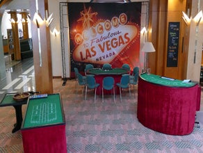 Mobiler Casinotisch mit Personal mieten am Ort Ihrer Wahl