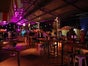 Sitzgruppe Industrial, Vintage, Naturholz, Tisch mit Echtholzbohlen, Metallstuhl in verschiedenen Farben, Colourful, farbenfroh, für 8 Personen, Diningtisch - Galerie - Bild 3