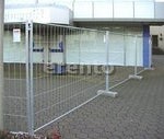 Bauzaun Mueba 350cm (Preis pro Meter) mit Betonfuss optional Sichtschutz