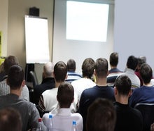 Komplettset Präsentation BEAMER 3000 Lumen und Leinwand Stumpfl Monoblox 32 300x230 cm = 138 Zoll Mobile Fastfold