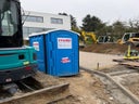 mobi Mobiltoilette | Mobile Baustellen Toilette | Baustellen WC |  Lieferung  Reinigung & Wartung | Ökologische Entsorgung | Haftungsbefreiung | Endreinigung | Baustellenklo mieten | mobile Toiletten | WC mieten | Baustellentoilette mieten