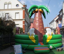 Banana Klettern ~ Kletterpalme ~ Kletterturm ~ Hüpfburg ~ Klettern ~ Hüpfburgen
