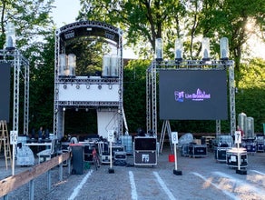 LED-Videowand 4,5m x 2,5m | 11,25 qm hochauflösender Screen [3.9 Pixel Pitch] für Events - Public Viewing - Präsentationen | LED Grossbildwand