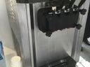Softeismaschine - Frozen Yogurt - Maschine mieten - Eis catering Messe - Galerie - Bild 1