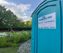 Partytoilette Gartentoilette Urinalstand Rollstuhltoilette