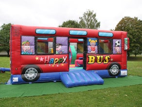 Hüpfburg ~ Happy Bus ~ Springburg ~ Multiplay ~ bei spass-events