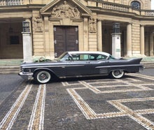 Cadillac Sedan De Ville von 1958 als Hochzeitsfahrzeug