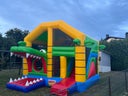 Krokodil Hüpfburg zu Vermieten Party / Event / Hochzeit - Galerie - Bild 1