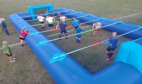 Menschenkicker mieten in deiner Nähe auf www.mietedeineventmodul.de