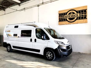 Camper-Van mit 4 Sitzplätzen