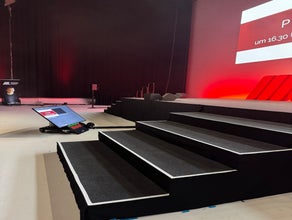 Konferenztechnik für Messestände