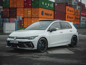 Vw Golf 8 R Facelift Akrapovic mieten | Sportwagen Hochzeit | Luxusauto | Mietwagen Vermietung | Rent a Car | Wiesbaden Frankfurt Darmstadt