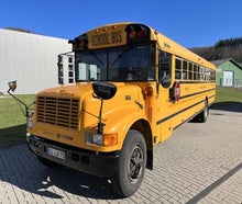 Partybus in GELB  Eventbus US BUS SCHOOLBUS Schulbus Partyliner Limobus