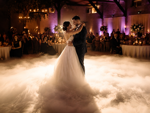 Bodennebelmaschine 2000W – Traumhafter „Wolken“-Effekt für Hochzeitstanz & Showmomente