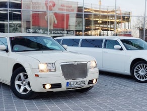 Stretch Limousine, Limofahrt, Junggesellenabschied, Geburtstag, Hochzeit, Party, Limo Ulm, Limo Augsburg, Event Limo, Shuttle, VIP, PINK Limo, PINKE Limo